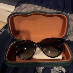 Womens Gucci sunglasses